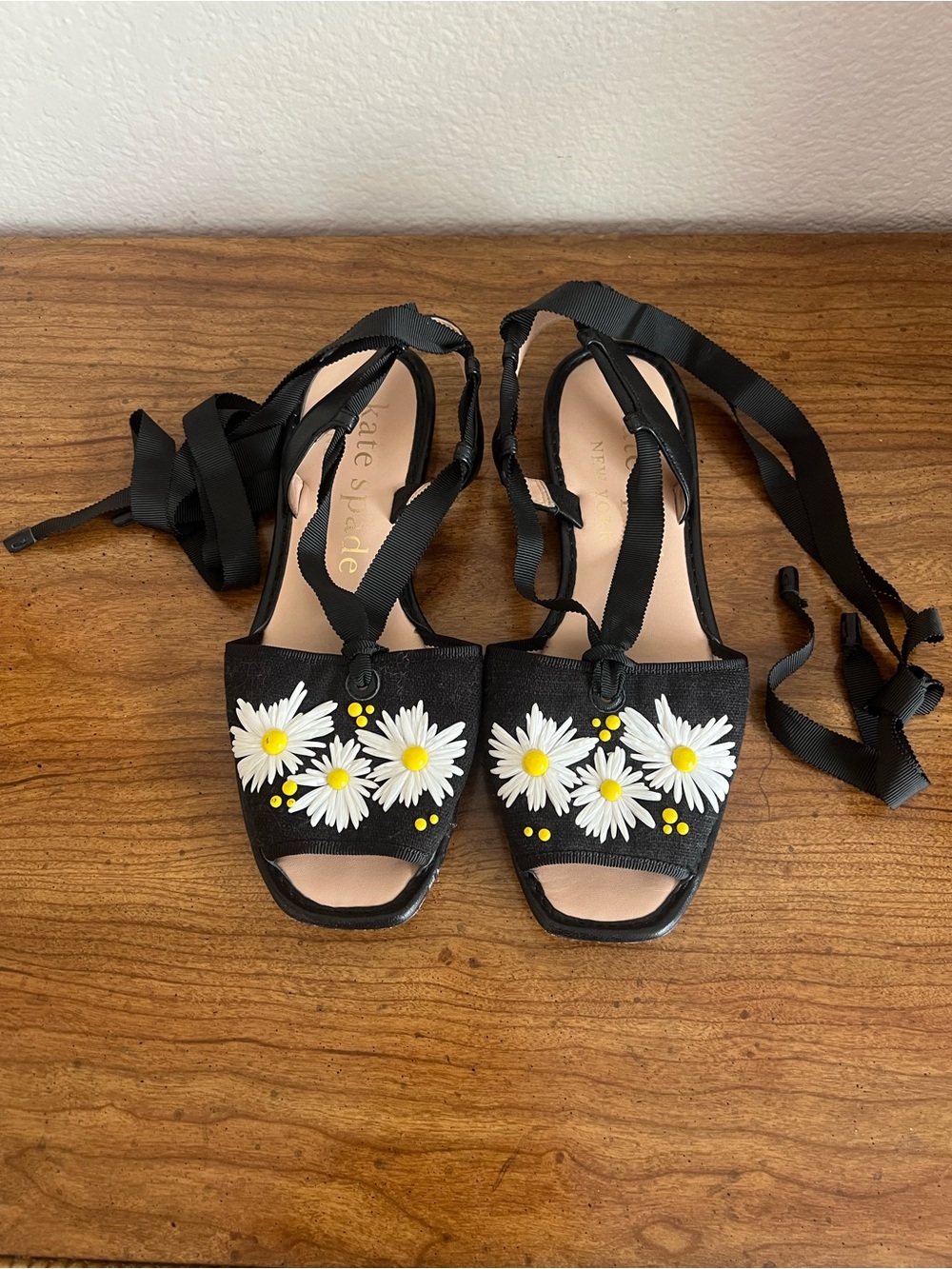 Kate Spade White Daisy Appliqué Lace-Up Sandals